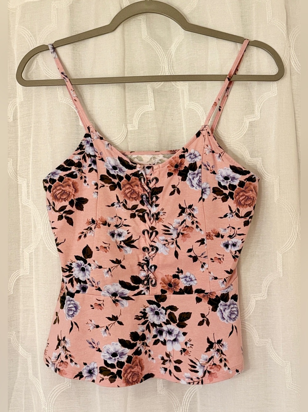 American Eagle Pink Floral Lace-Up Cami Tank | Large 🌸✨